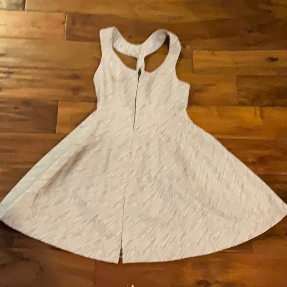 BCBGeneration zipper mini dress Size 2 lt pink/cream strapless